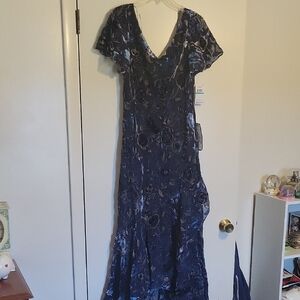 Elegant Blue Floral Dress